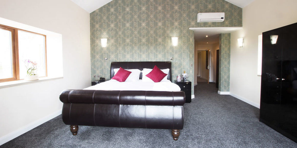 Oak Royal Hotel, Golf And Country Club Chorley  Exterior foto